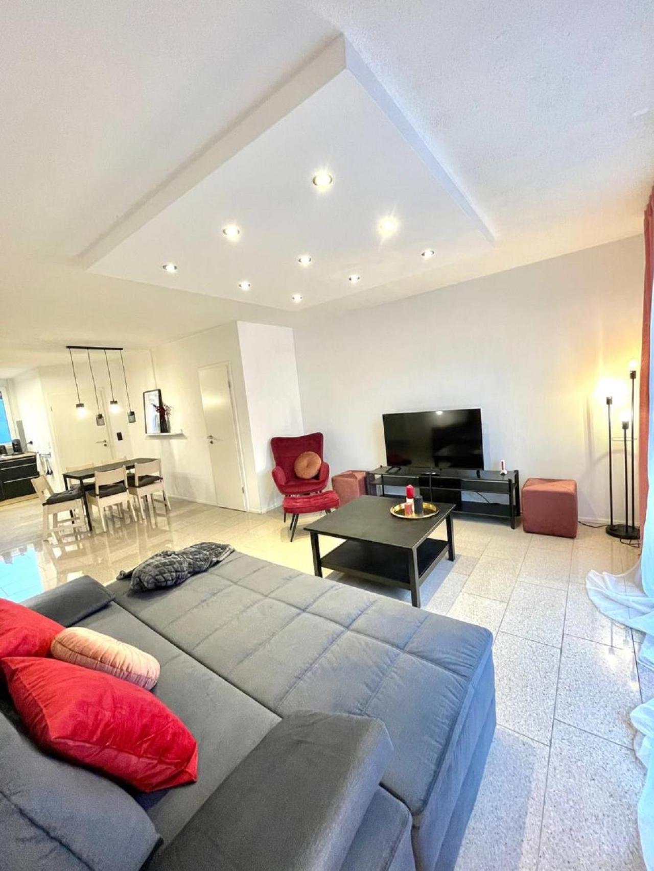 Geraeumiges Ferienhaus In Koblenz Koblenz  Bagian luar foto