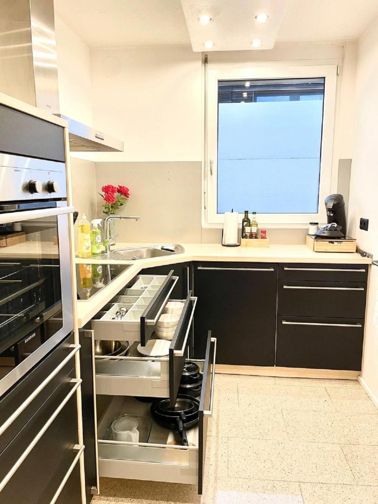 Geraeumiges Ferienhaus In Koblenz Bagian luar foto